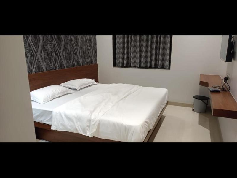 Hotel Drc Насик Экстерьер фото